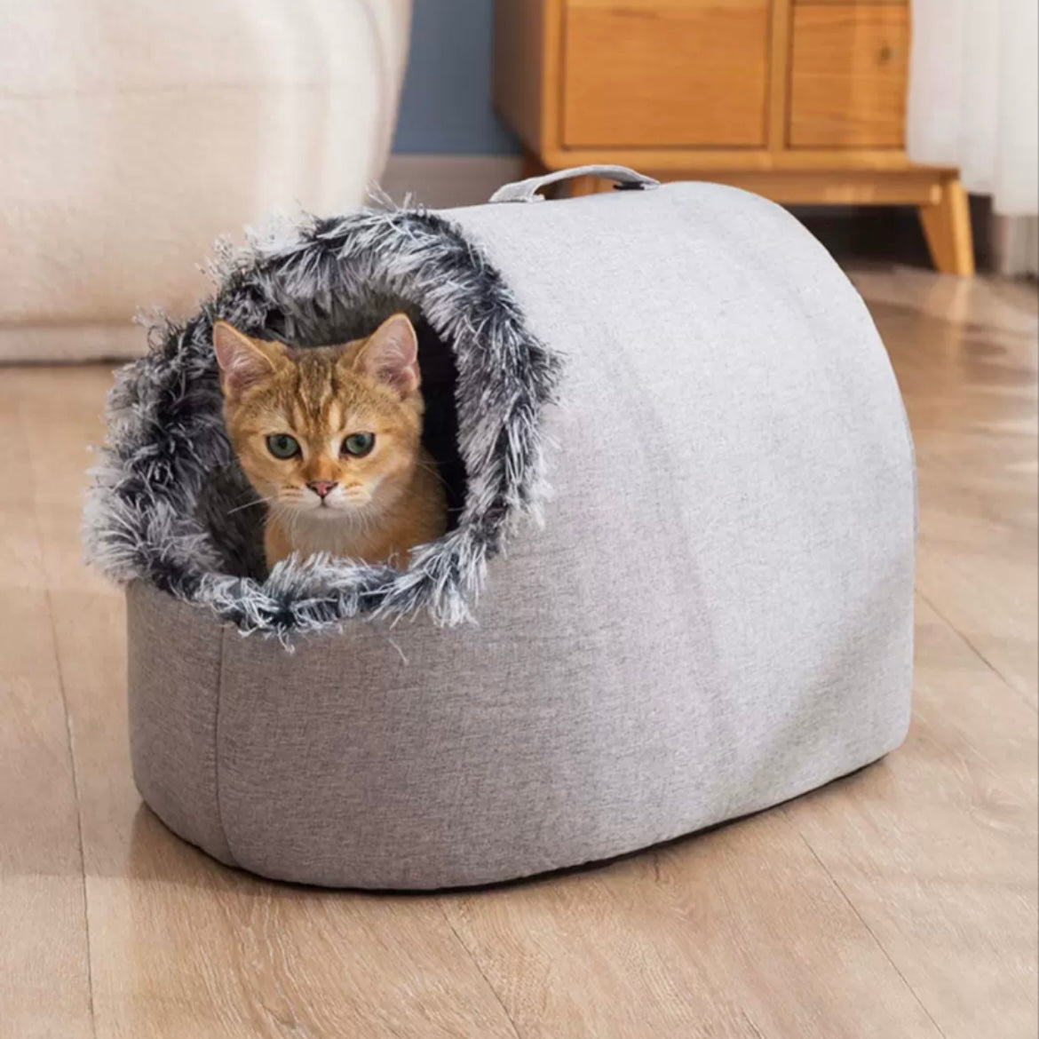 Warm Enclosed Pet House for Cats & Small Dogs – M or L