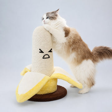 Banana-Shaped Sisal Cat Scratching Post